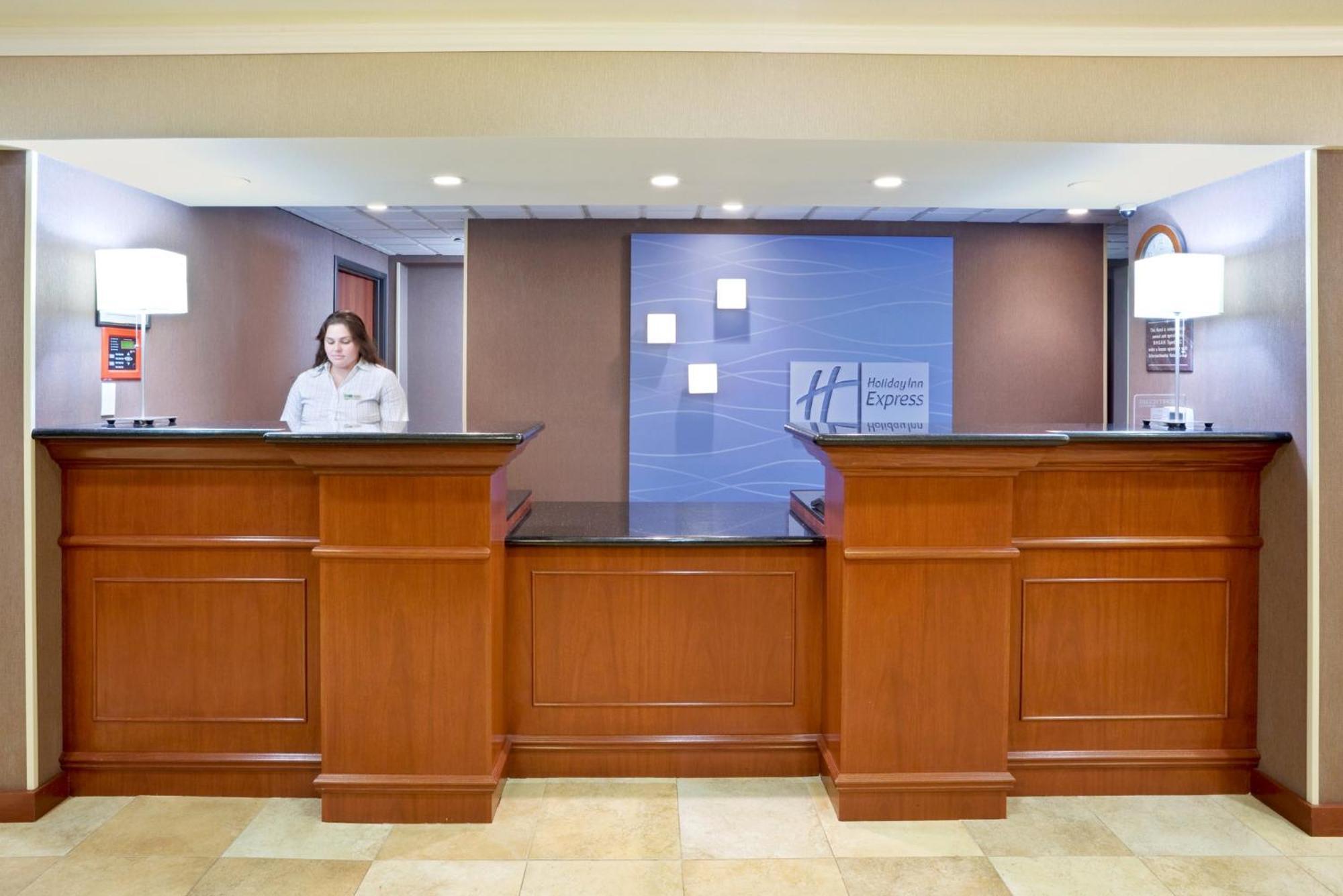 Holiday Inn Express Portland South - Lake Oswego By Ihg Zewnętrze zdjęcie