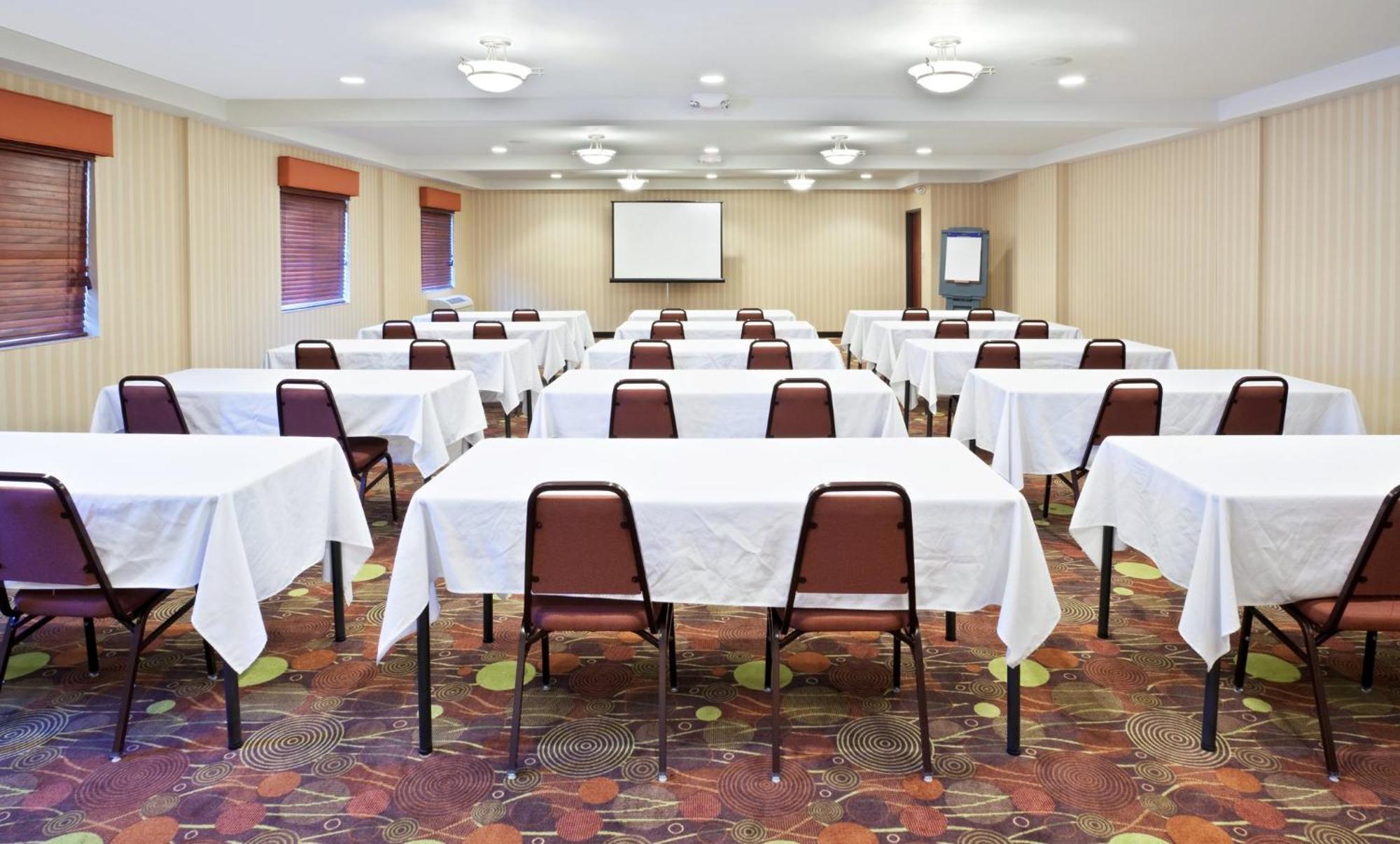 Holiday Inn Express Portland South - Lake Oswego By Ihg Zewnętrze zdjęcie